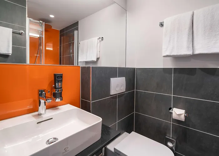 Campanile Sendling 3*