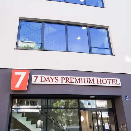 Campanile Sendling Hotel 3*