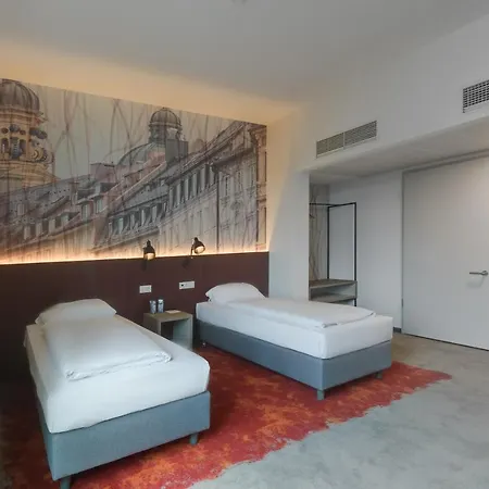 Campanile Sendling 3* Munich