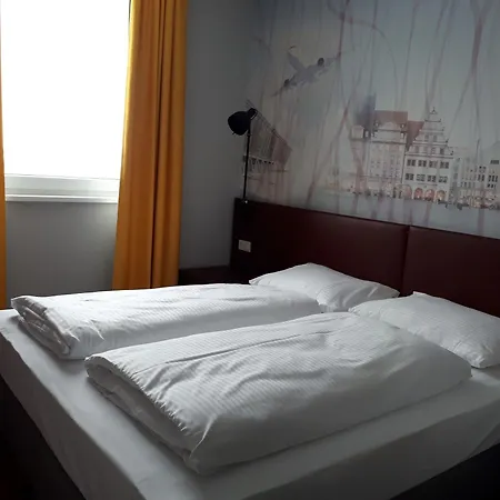 Campanile Sendling 3* Munich