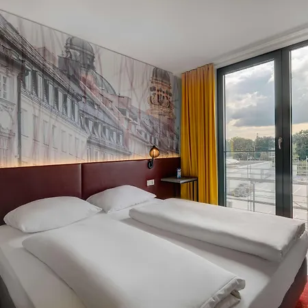 Campanile Sendling 3* Munich