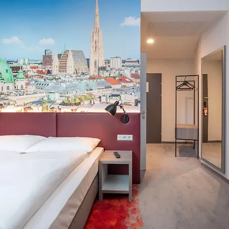 Hotel Campanile Sendling 3*