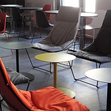 فندق Campanile Sendling 3*